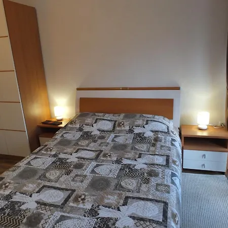 公寓 Pirin Heights A-21 близо до пистата 班斯科